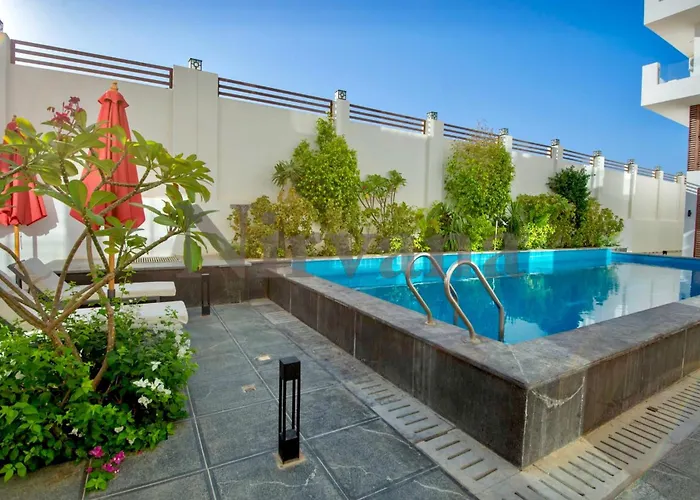 Sea View Sleeps 2 With Parking Appartamento *